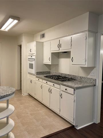 Building Photo - 13217 Meandering Way