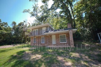 Building Photo - 1118 Louise Dr