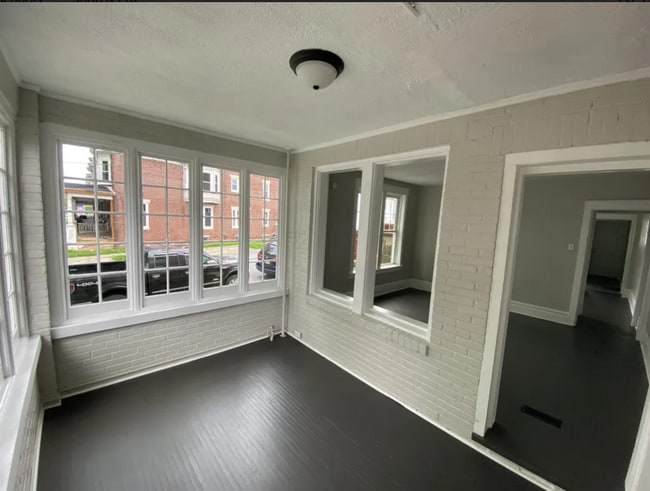 Building Photo - 2667 N 6th St
