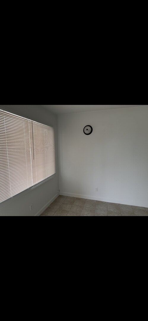 Foto del edificio - 3-Bedroom/ 1.5-Bath - Delightful Home in Fort Walton Beach - Great Location "A Must-See Home"