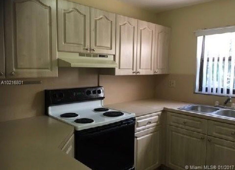 Building Photo - 29617 SW 158th Ct