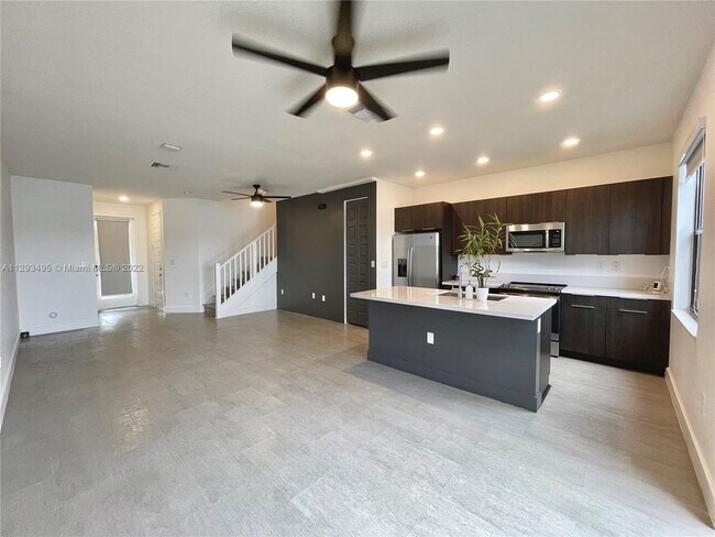 Building Photo - 9081 NW 159th St