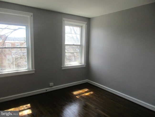 Building Photo - 3558 Juneway