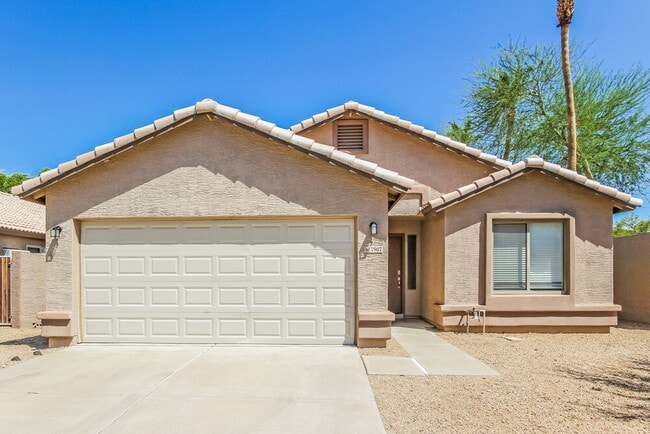 Building Photo - 7907 N 53rd Dr