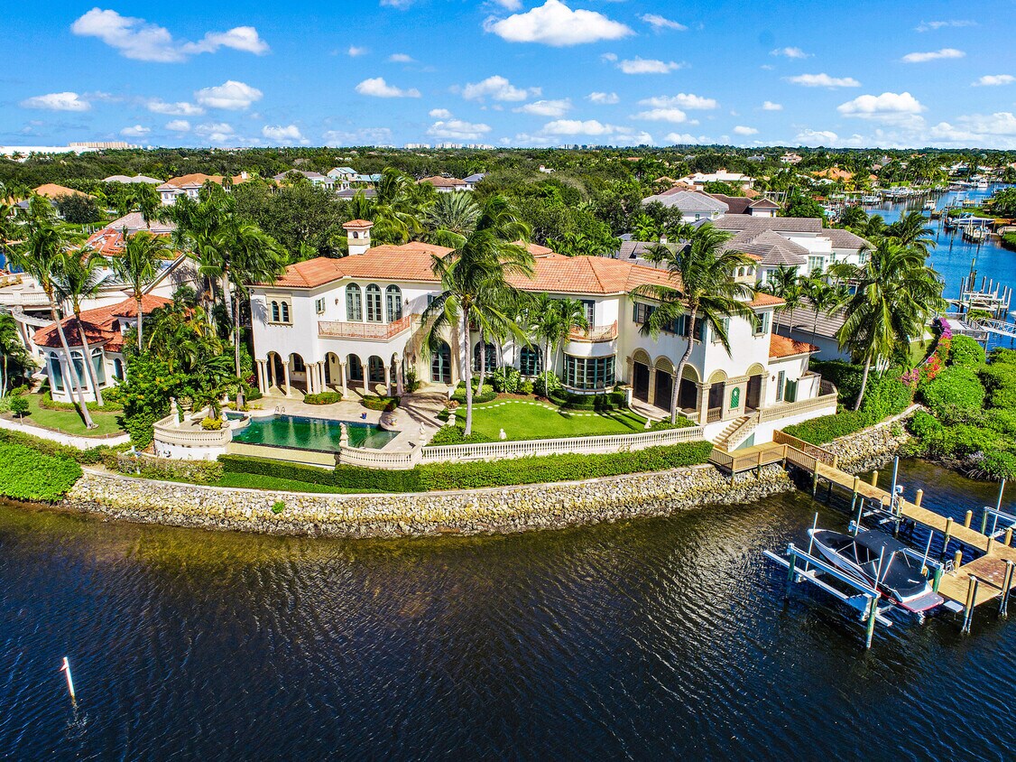 Primary Photo - 101 Quayside Dr