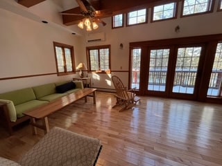 Building Photo - 42 Lord Rd