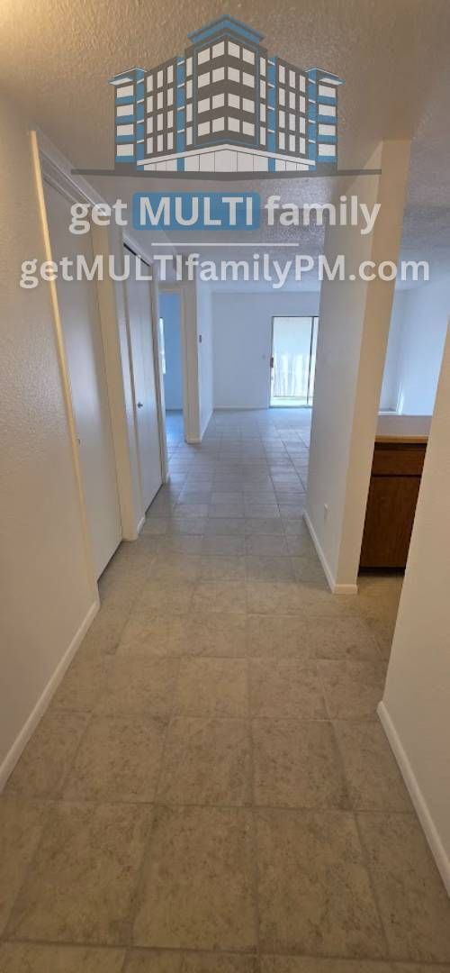 Foto del edificio - 2514 N 49th St