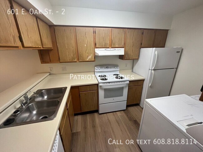 Foto del edificio - 601 E Oak St