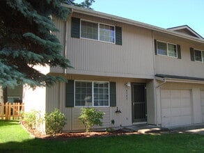 Building Photo - 4383 Sean St