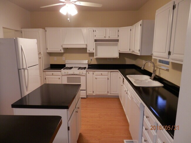 Foto del edificio - 501 Penn St