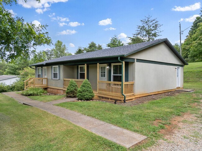 Building Photo - 5700 Ferrum Mountain Rd