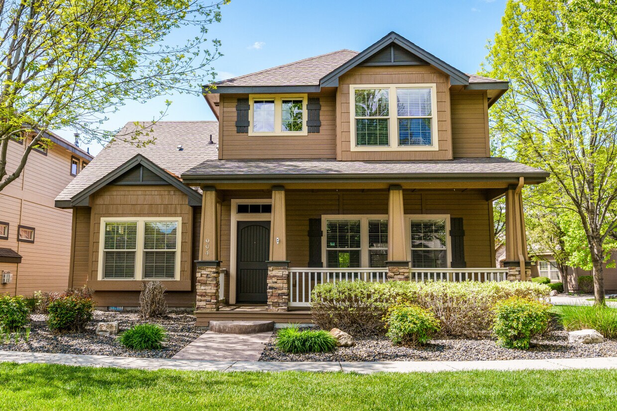 Foto principal - 994 E Winding Creek Dr