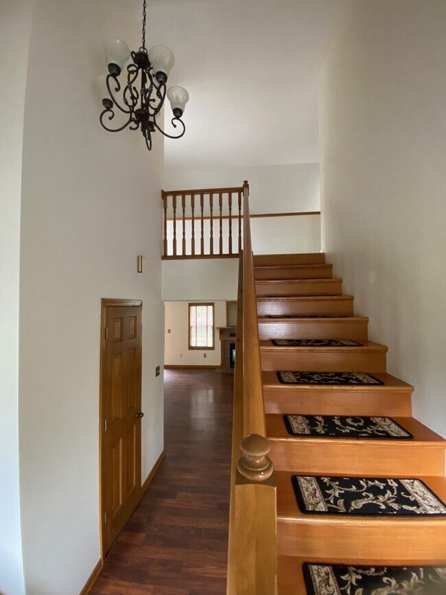 Foto del edificio - Gorgeous 3 Bedroom Home in South Columbia