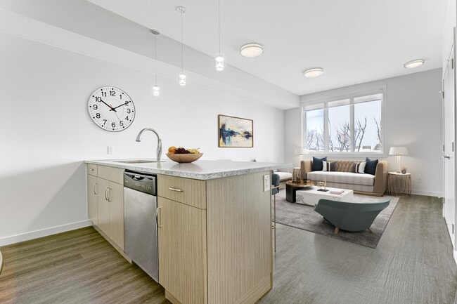 Photo du bâtiment - Edgeway Townhomes