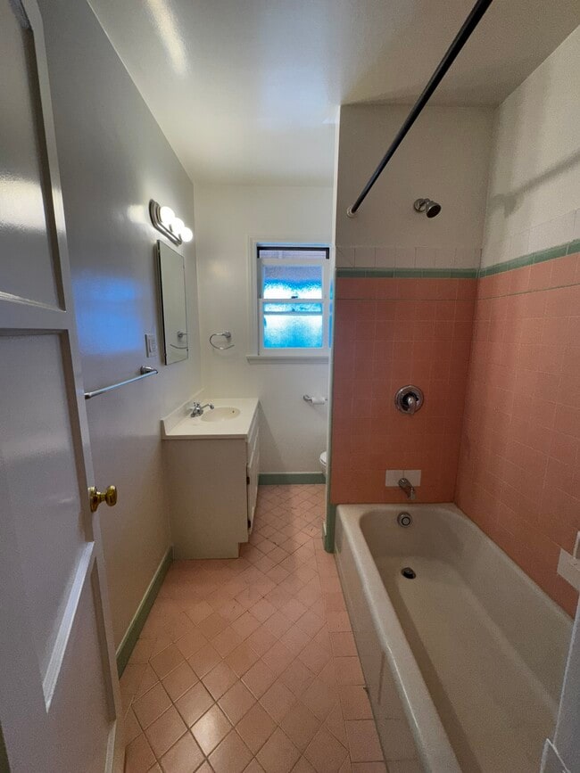 Building Photo - 4045 E 8th St