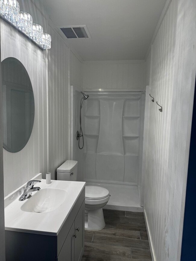 Building Photo - 2573 Honey Rd