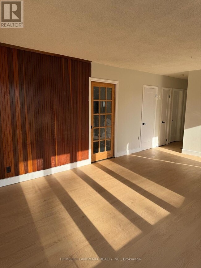 Building Photo - 35 Nisbet Dr