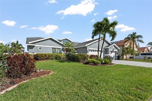 Building Photo - 6611 Surfside Blvd