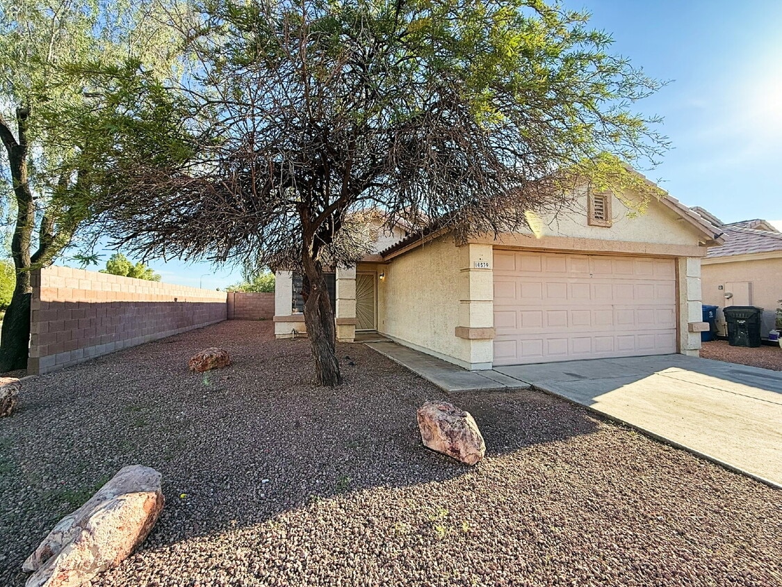 Charming 3-Bedroom Avondale Home with New ... - Charming 3-Bedroom Avondale Home with New ...