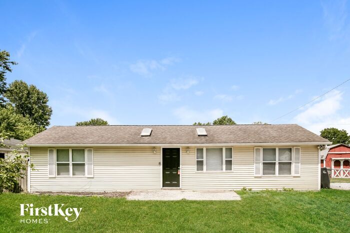 Primary Photo - 3312 S Parker Ave