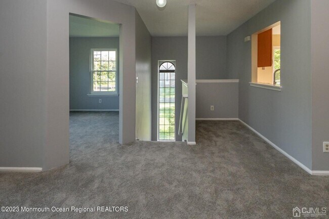 Building Photo - 1616 Pebble Pl