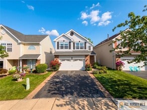 Building Photo - 67 Glen Oaks Ct