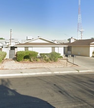 Building Photo - 721 N Balsam St