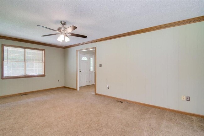 Building Photo - 494 Fairfield Ct
