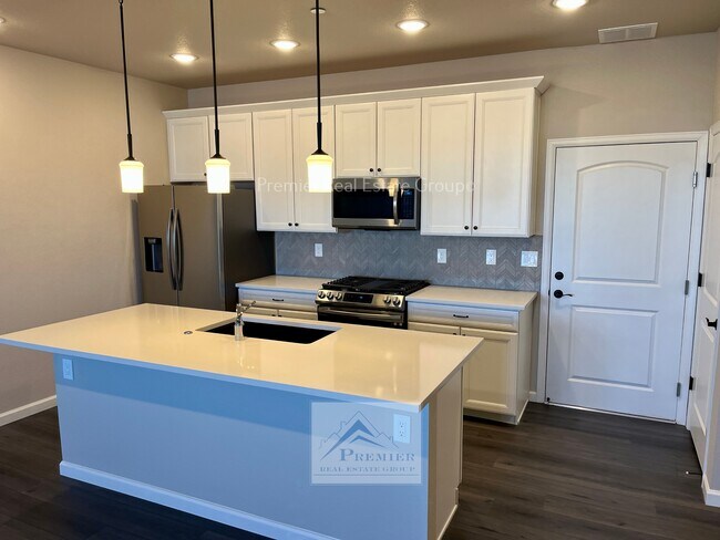 Foto del edificio - 1545 Spring Water Point