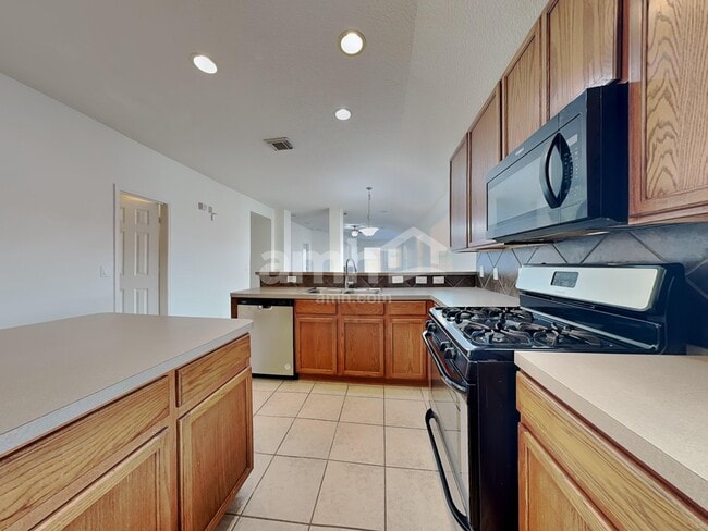 Foto del edificio - 16623 Grenada Falls Dr