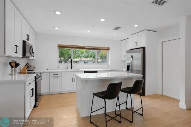 Foto del edificio - 1365 SW 9th St
