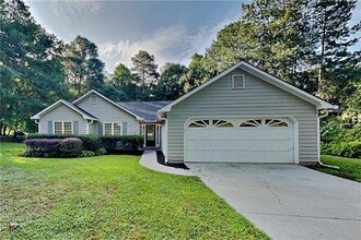 Building Photo - 3564 Saddlebrook Dr
