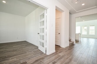 Building Photo - 7711 Pale Petunia Trl