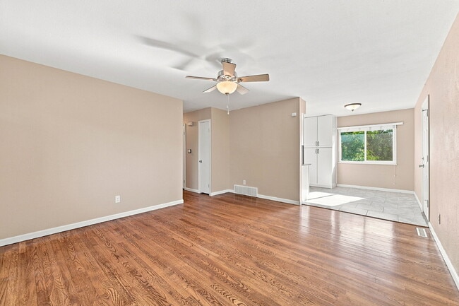 Building Photo - $2,095.95, 5-bed, 2.5-bathroom located in Colorado Springs with a fenced backyard.