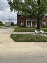 Building Photo - 2003 E Florida Ave