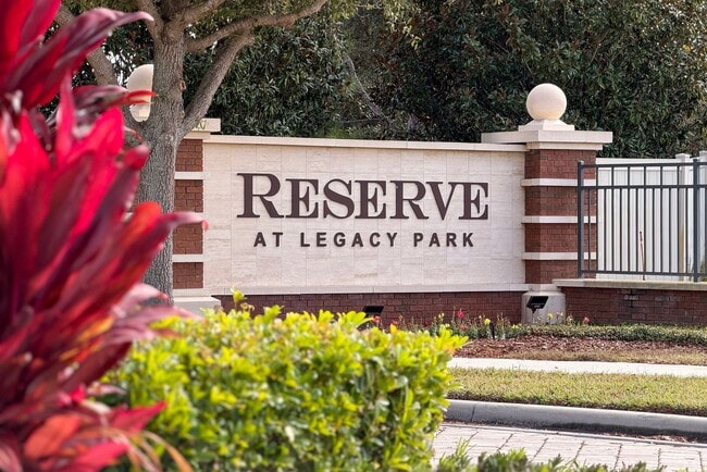 Photo - Beautiful Single-Family Home for Rent in Reserve at Legacy Park.Casselberry.