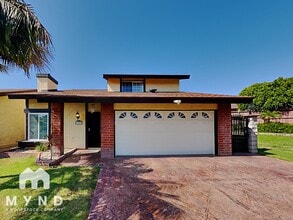 Building Photo - 1227 27th St