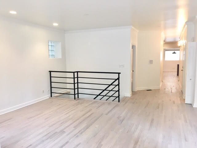 Building Photo - 6720 S Ridgeland Ave
