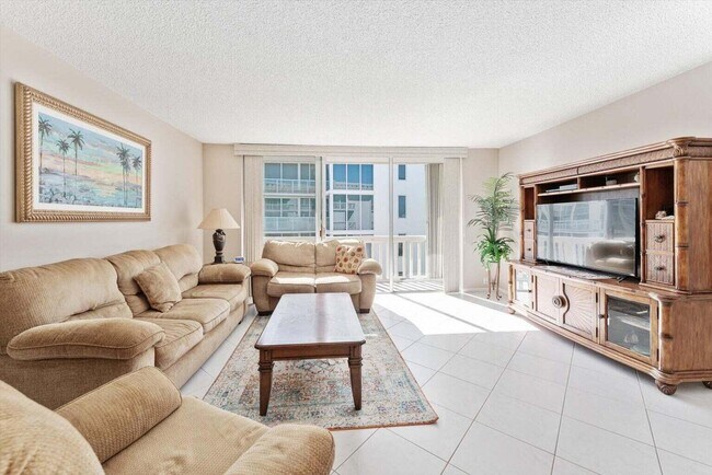 Foto del edificio - 3570 S Ocean Blvd