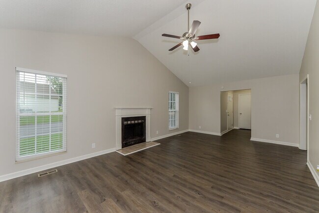 Foto del edificio - 1701 Hunters Branch Rd