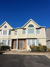 Building Photo - 7809 Shore Rd