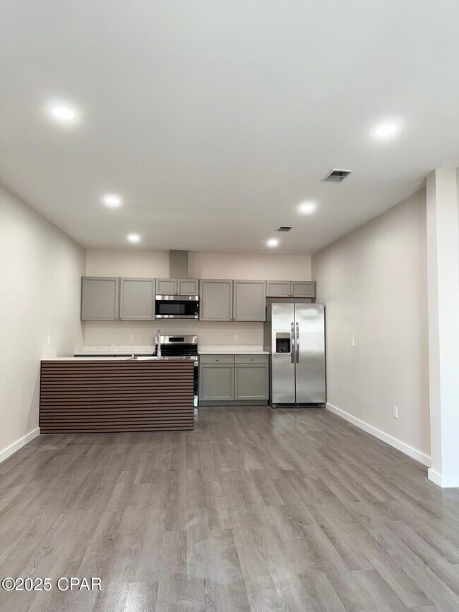 Foto del edificio - 2913 E 5th Ct