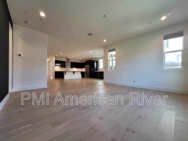 Building Photo - 12773 Tower Beach Way