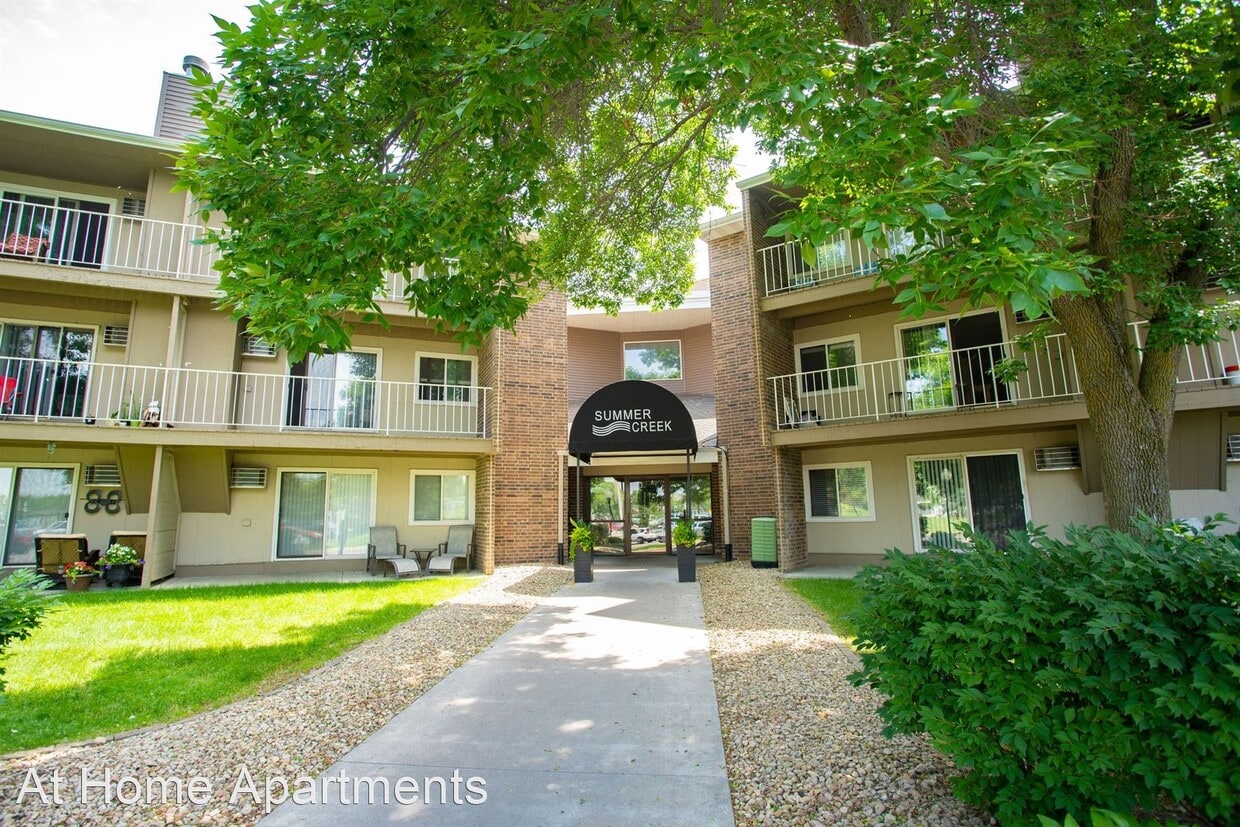 Summer Creek Apartments 3900 Plymouth Blvd Plymouth, MN Apartments