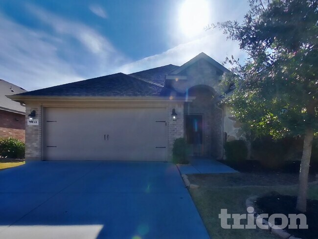 Foto del edificio - 3213 Shady River Trail