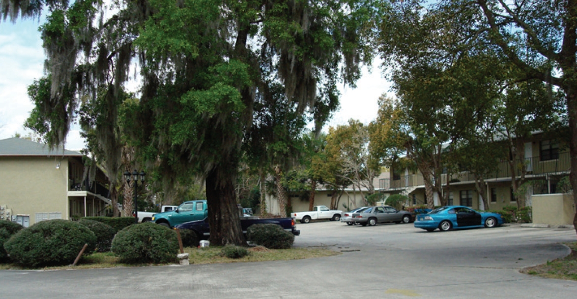 Building Photo - Adell Court Apartments