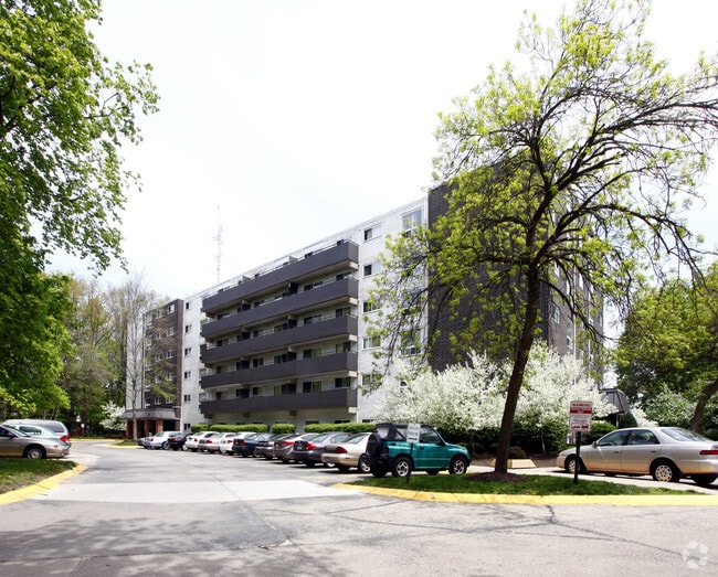 Low Apartments for Rent in Akron OH