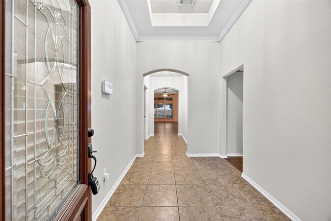 Building Photo - 18631 Cypress Lake Village Dr