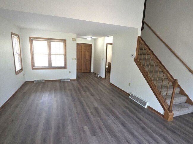 Foto del edificio - 3205 S Ridge Crest Ct