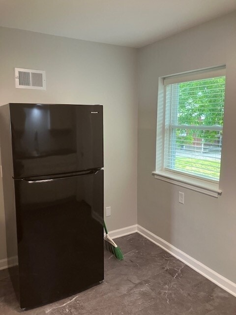 Building Photo - 306 Hamlin St